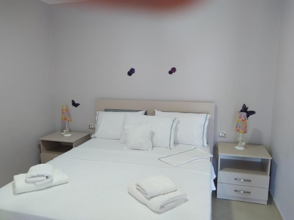 Eleana'S Apartament Sarandë Eksteriør bilde