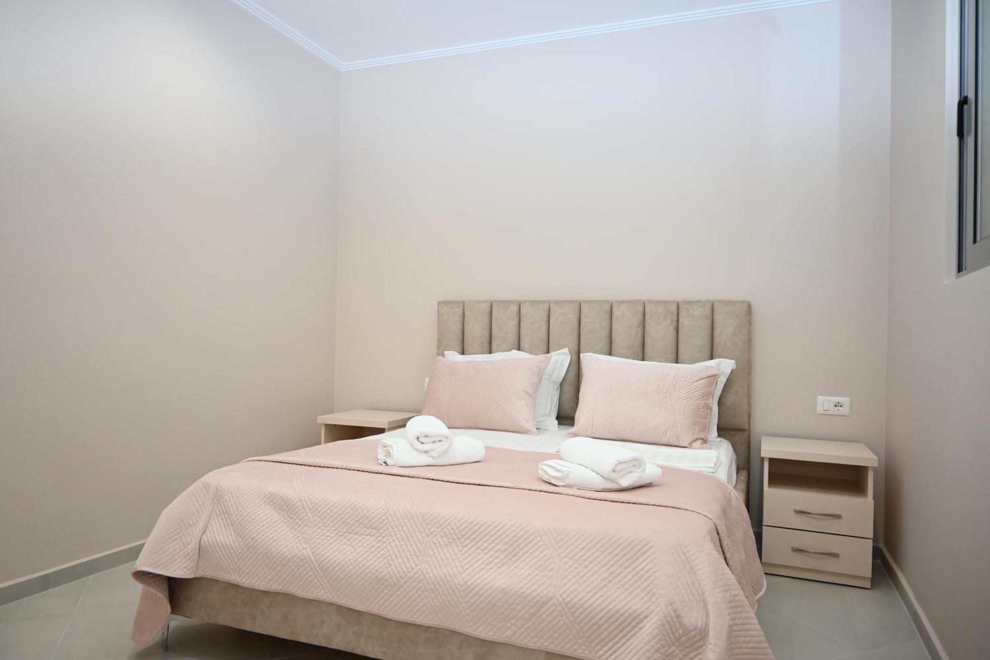 Eleana'S Apartament Sarandë Rom bilde