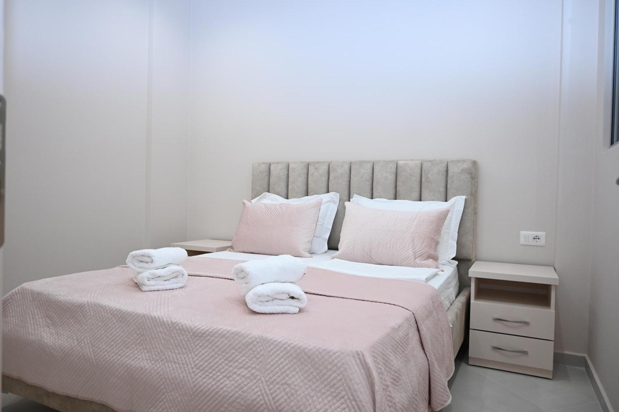 Eleana'S Apartament Sarandë Rom bilde