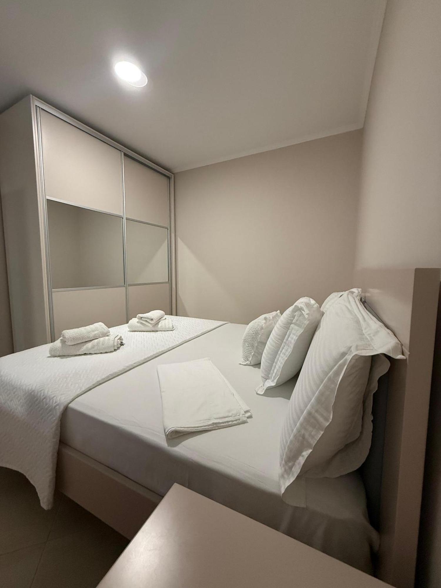 Eleana'S Apartament Sarandë Eksteriør bilde