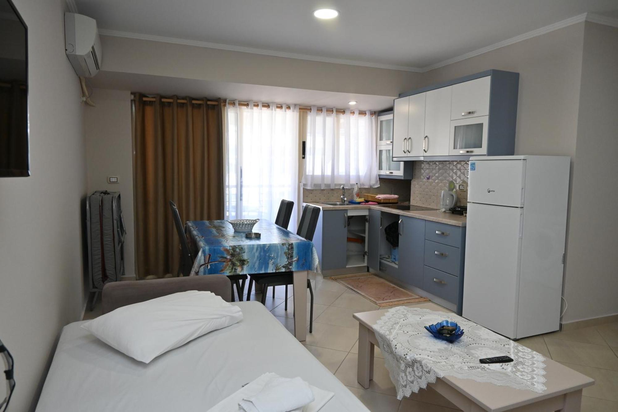 Eleana'S Apartament Sarandë Eksteriør bilde